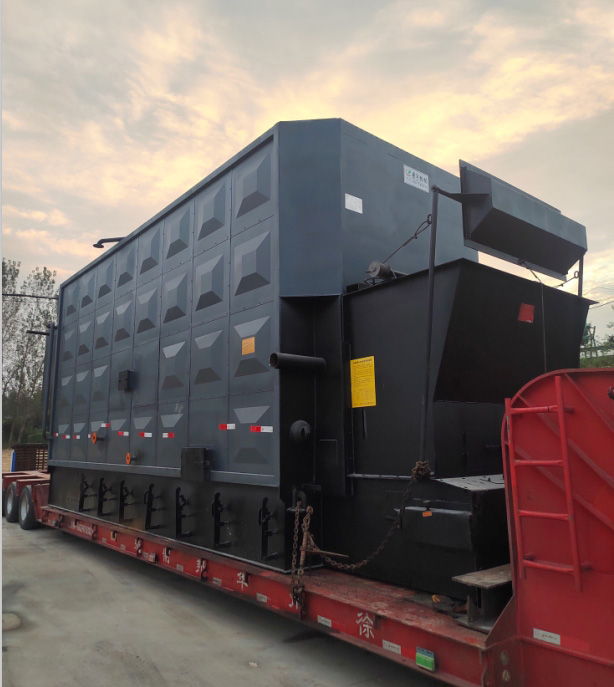 8噸生物質自動鏈條鍋爐發貨現場